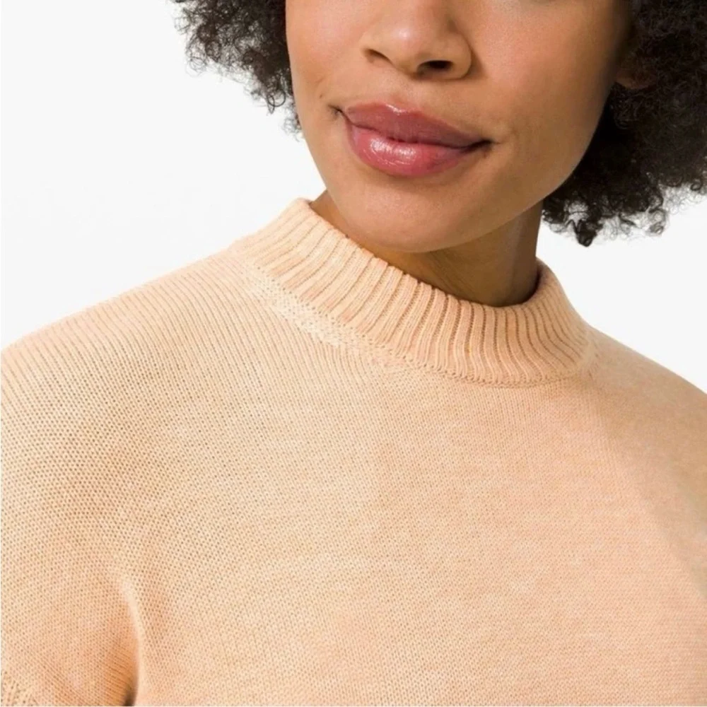 Lululemon Total Ellipse Sweater in Heathered Ivory Peach